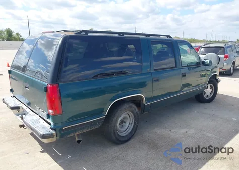 1996 Chevrolet Suburban C1500 из США, поврежденный, VIN 1GNEC16R2TJ418901